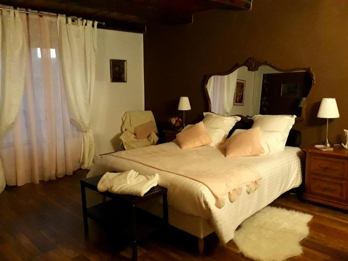 Bed And Breakfast "Le Moulin A Grains" Menil-la-Horgne Экстерьер фото